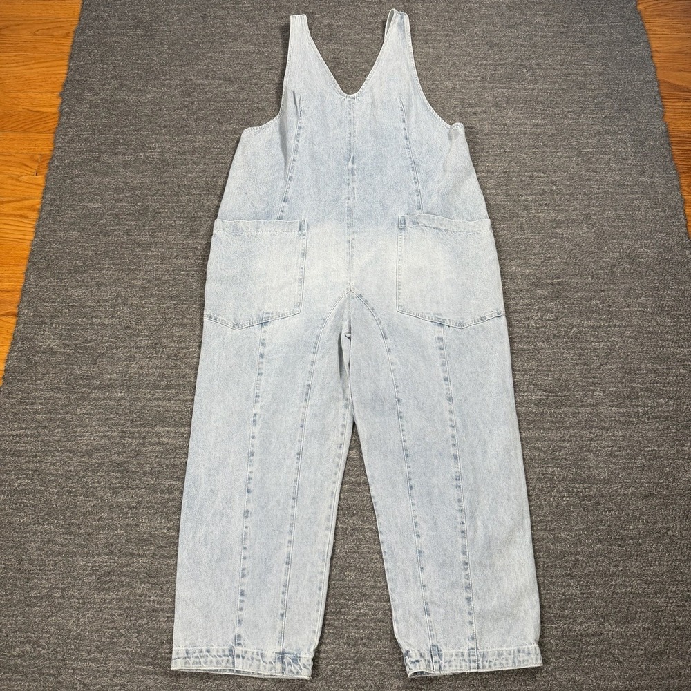 Light Wash Denim Overalls - Women's Large - NWT